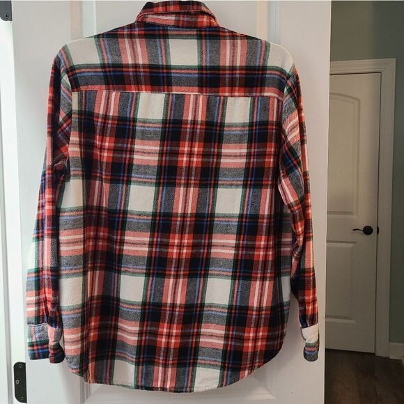Old Navy Flannel Cotton Button Down Shirt - Picture 8 of 9